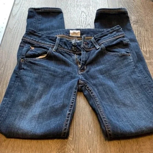 Hudson Collin Skinny Denim, Size 25 - Picture 6 of 11